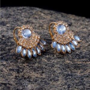 NEW| 18K GOLD CHANDELIER DROP SWAROVSKI CRYSTAL EARRINGS